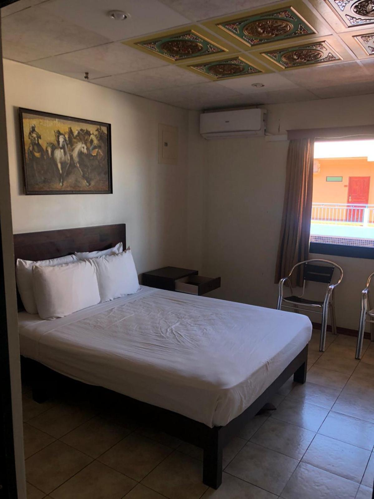 Hotel Puntarenas Beach ภายนอก รูปภาพ